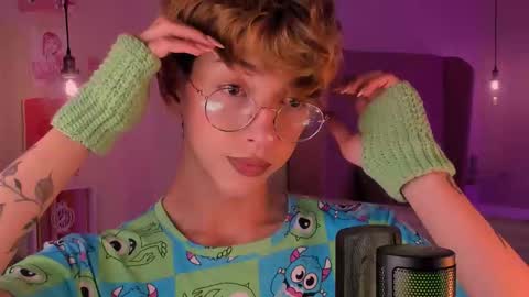 Snapshot of imdamiano chatting on 09/23/25, 07:06 Damiano online show from 09/23/25, 07:06