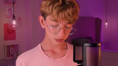 Snapshot of imdamiano chatting on 09/26/25, 07:29 Damiano online show from 09/26/25, 07:29