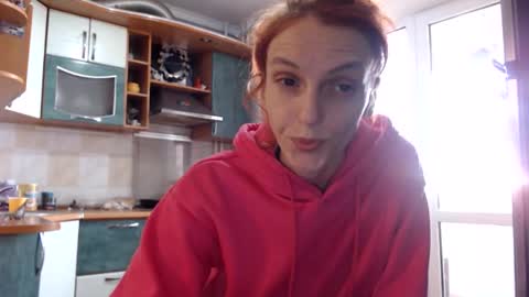 irina online show from 10/12/25, 12:59