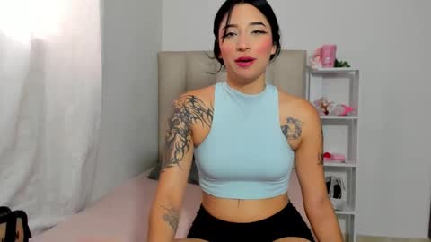 imemily444_ online show from 12/15/25, 10:03