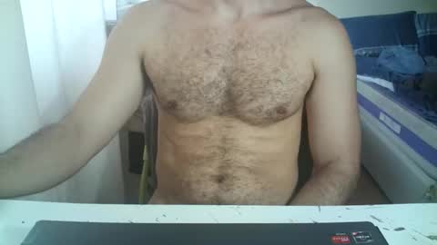 Snapshot of imfranky10 chatting on 10/30/25, 01:12 frank online show from 10/30/25, 01:12