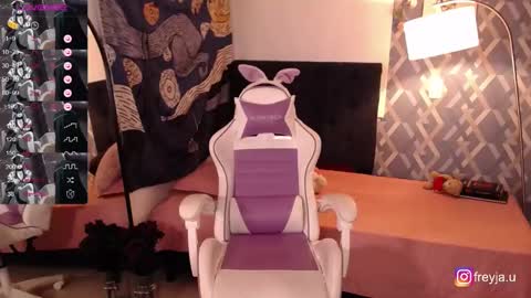 Freyja online show from 02/09/25, 11:15