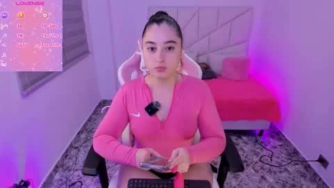 Snapshot of imhanna3 chatting on 11/17/25, 11:32 independient model online show from 11/17/25, 11:32