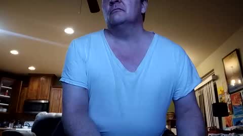 Iminyourroom online show from 02/08/25, 08:20