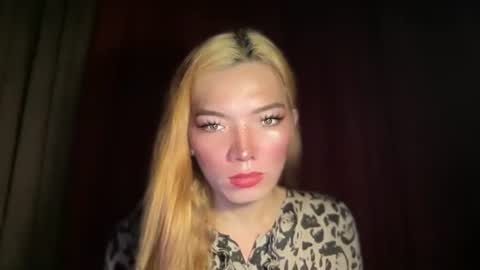 Mika online show from 03/18/26, 07:33