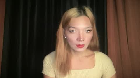 Mika online show from 04/12/26, 06:29