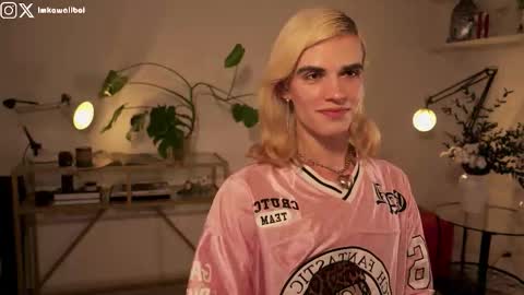 sasha hethey online show from 10/08/25, 06:38