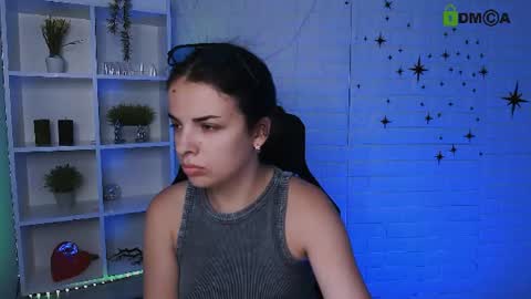 Leyla online show from 06/24/26, 11:09