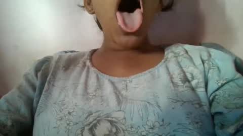 Snapshot of imlovelyrose chatting on 12/07/24, 11:07 ROSE online show from 12/07/24, 11:07