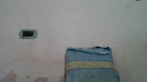 Snapshot of imlovelyrose chatting on 12/13/24, 03:38 ROSE online show from 12/13/24, 03:38