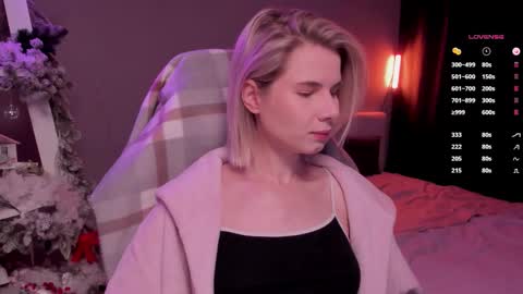 Mia online show from 01/11/26, 10:42