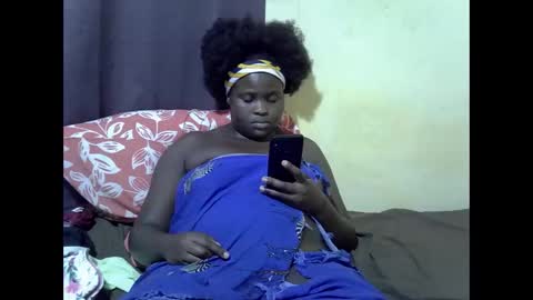 impress_ivy online show from 10/17/25, 02:52