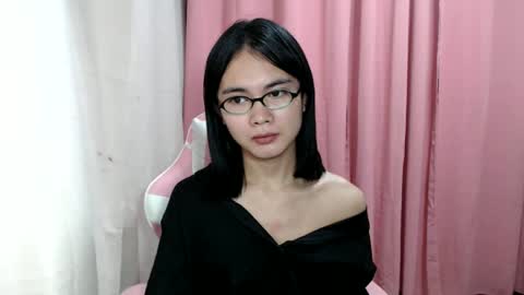 thaddea online show from 01/23/25, 07:43