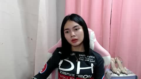 thaddea online show from 02/17/25, 04:37