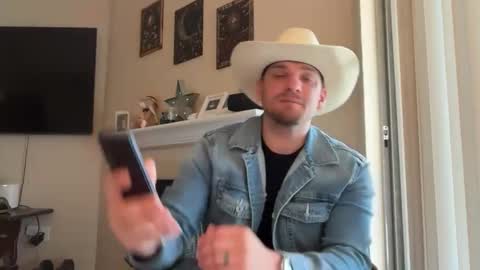 Inmate1993 online show from 02/11/26, 06:02