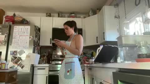 InBedWithLexi online show from 11/27/25, 07:49