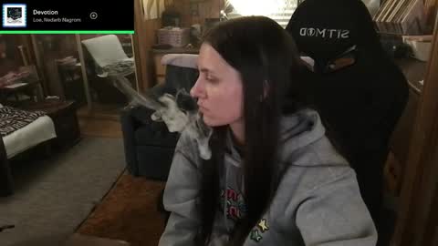 Snapshot of incognitoqueen chatting on 05/16/26, 04:09 Carter online show from 05/16/26, 04:09