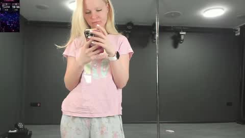 Masha online show from 05/30/26, 07:11
