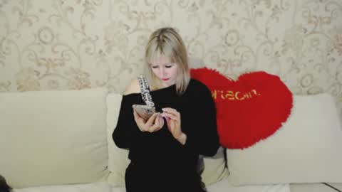 incredible_ariela online show from 01/03/25, 10:31
