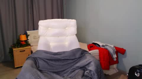 incredible_ariela online show from 02/04/25, 02:53