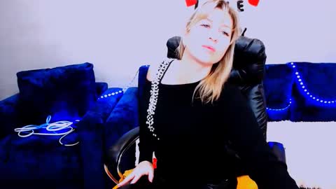 incredible_ariela online show from 09/27/25, 09:25