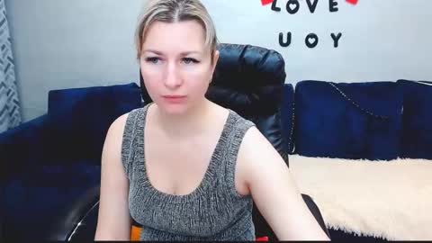 incredible_ariela online show from 12/04/25, 08:01