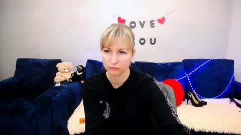 incredible_ariela online show from 04/07/26, 09:21