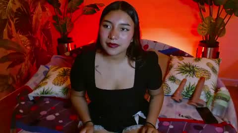 incredible_foxxy online show from 08/01/26, 03:39