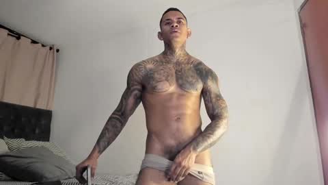 Snapshot of independent_project chatting on 02/11/25, 09:03 Jacobo online show from 02/11/25, 09:03