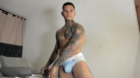 Snapshot of independent_project chatting on 02/21/25, 03:12 Jacobo online show from 02/21/25, 03:12