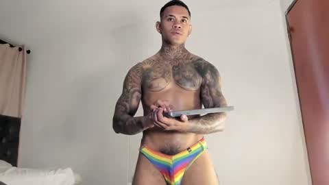 Snapshot of independent_project chatting on 02/24/25, 02:19 Jacobo online show from 02/24/25, 02:19