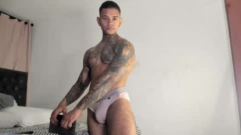 Snapshot of independent_project chatting on 03/06/25, 03:02 Jacobo online show from 03/06/25, 03:02