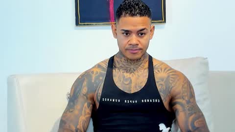 Snapshot of independent_project chatting on 09/21/25, 06:04 Jacobo online show from 09/21/25, 06:04