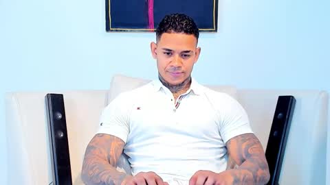 Snapshot of independent_project chatting on 10/01/25, 04:40 Jacobo online show from 10/01/25, 04:40