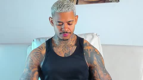 Snapshot of independent_project chatting on 02/07/26, 06:55 Jacobo online show from 02/07/26, 06:55