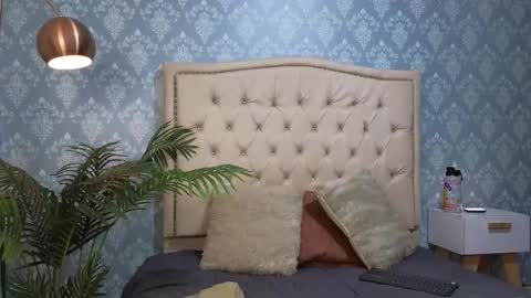 Snapshot of indi_rave chatting on 11/16/25, 02:11 INDI online show from 11/16/25, 02:11