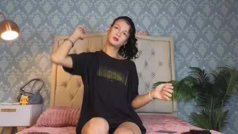 Snapshot of indi_rave chatting on 01/07/26, 01:02 INDI online show from 01/07/26, 01:02