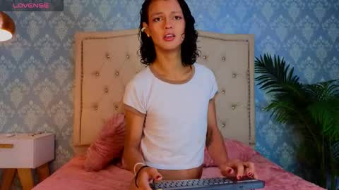 Snapshot of indi_rave chatting on 01/14/26, 01:06 INDI online show from 01/14/26, 01:06