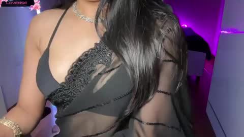 Snapshot of indian_barbie1 chatting on 04/19/26, 05:23 Ayesha online show from 04/19/26, 05:23
