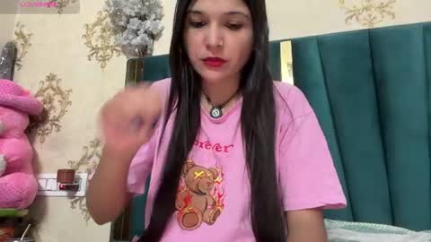 priya online show from 06/19/26, 01:21