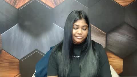 Snapshot of indian_rimmelx chatting on 02/25/26, 06:23 Melz online show from 02/25/26, 06:23