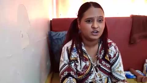 indian_sunshine online show from 10/17/25, 07:22