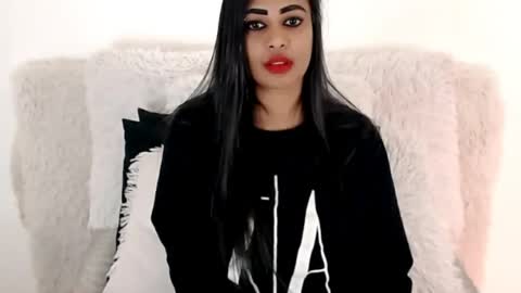 Jazmin online show from 07/25/26, 03:48