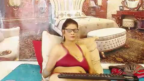 Femiez online show from 05/12/26, 07:49