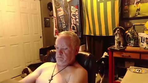 Papa online show from 09/21/25, 09:44