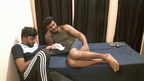 indianbighard21 online show from 04/18/26, 01:37