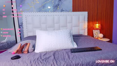 LITTLE AINHOA  online show from 02/08/25, 07:27