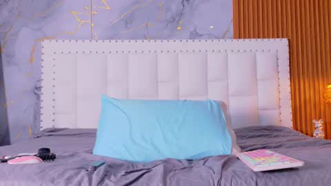 LITTLE AINHOA  online show from 09/29/25, 07:40