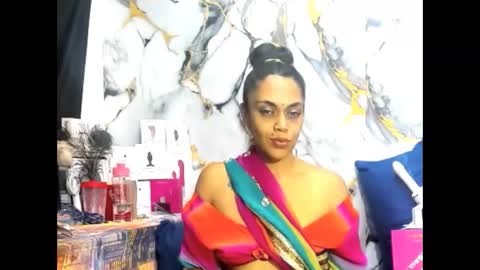 Lia online show from 04/12/26, 05:40