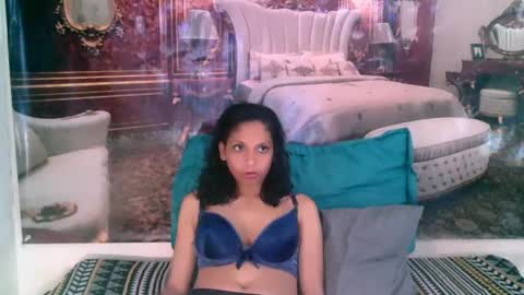 Jade online show from 01/15/25, 09:02